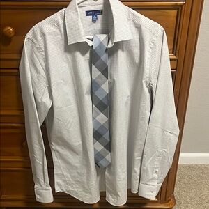Apt. 9 Men's Gray Patterned Dress Shirt and coordinating tie